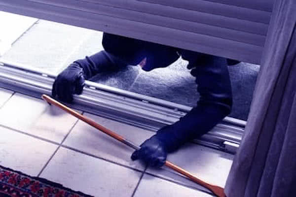 Sicherheitstechnik für Ihre Firma oder Eigenheim Einbruchsschadenbeseitigung Ludwigsburg